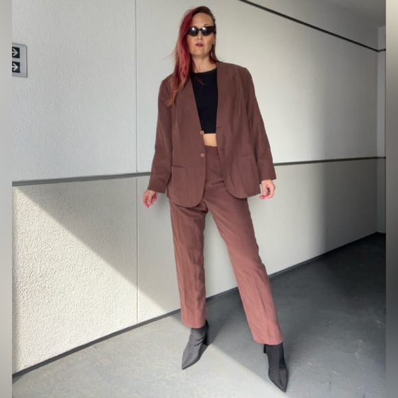 Bloomingdale’s Brown Vintage Pantsuit - Picture 3 of 12